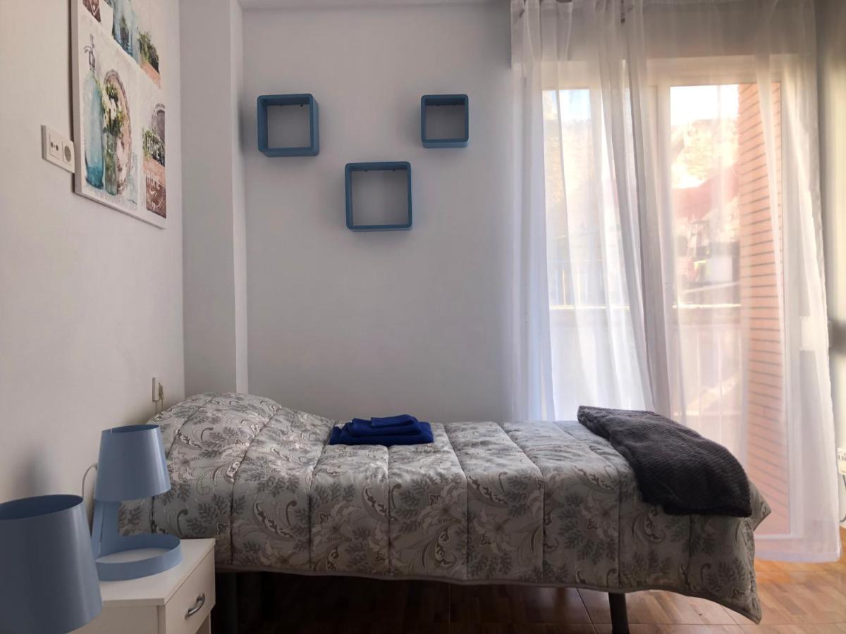 Alojamiento Centro San Anton Alicante Kültér fotó